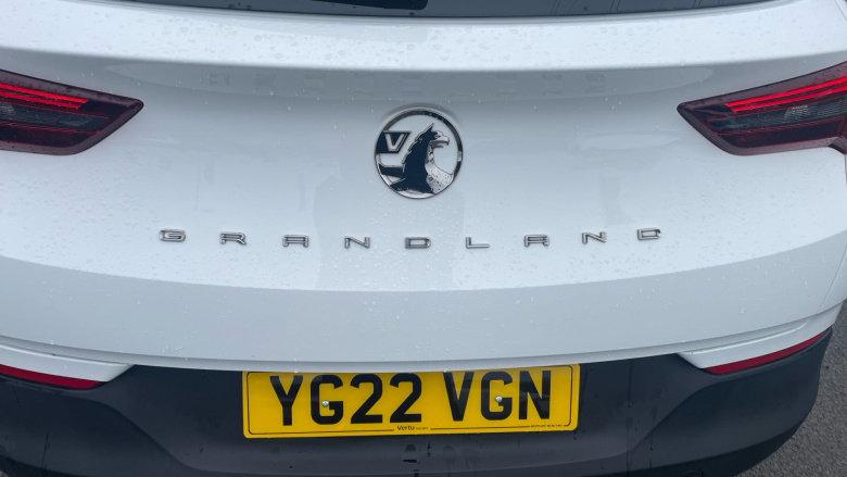 Vauxhall Grandland 1.2 Turbo SE 5dr Petrol Hatchback